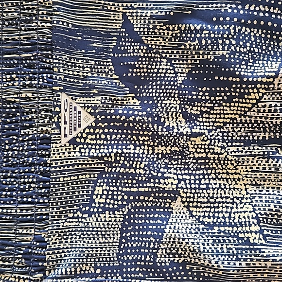 Columbia PFG Angler Dress Halter Smocked Blue & Yellow Floral, Medium EUC - Picture 12 of 14